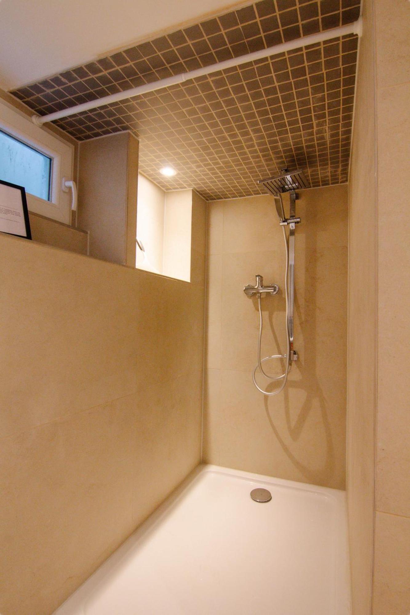 Gasthof Comfort Hub - - 3 Gaestezimmer Im Eigentumshaus Köln