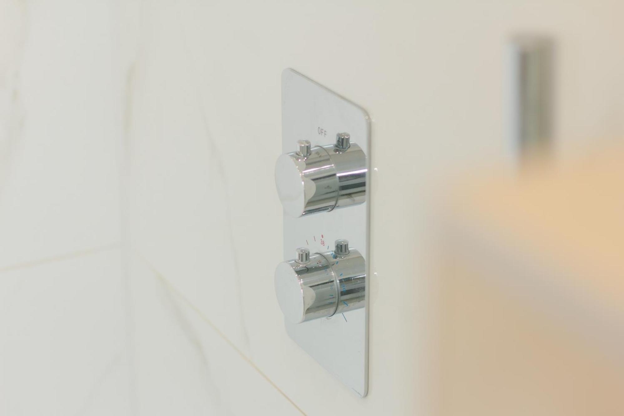 Comfort Hub - - 3 Gaestezimmer Im Eigentumshaus Gasthof *
