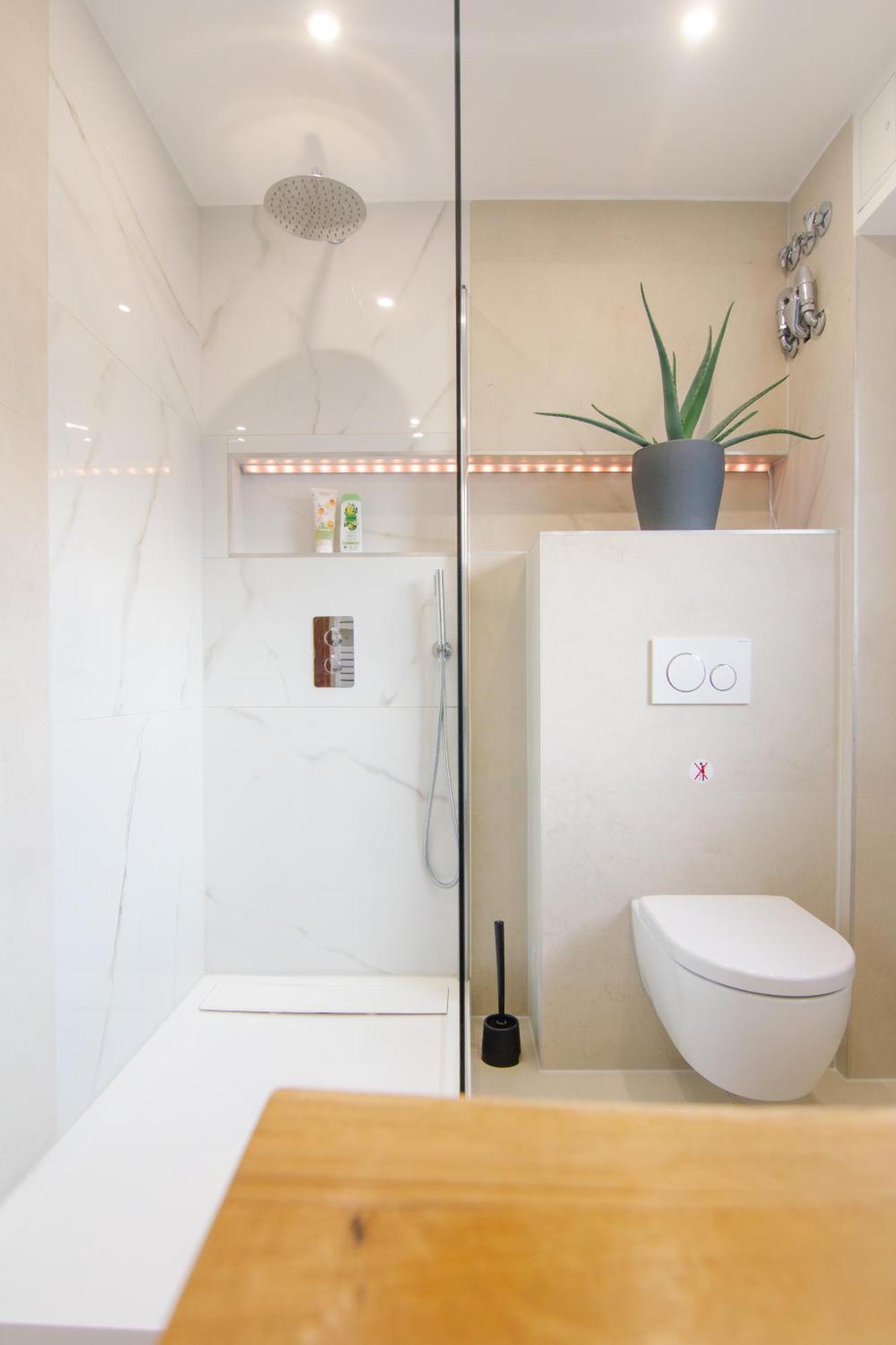Comfort Hub - - 3 Gaestezimmer Im Eigentumshaus * Köln